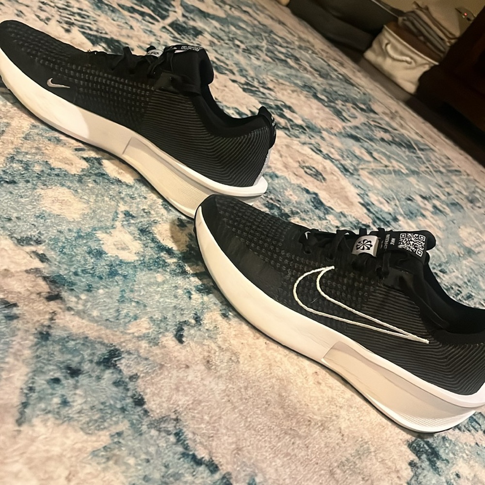 NIKE INTERACT RUN sneakers - Picture 6 of 7